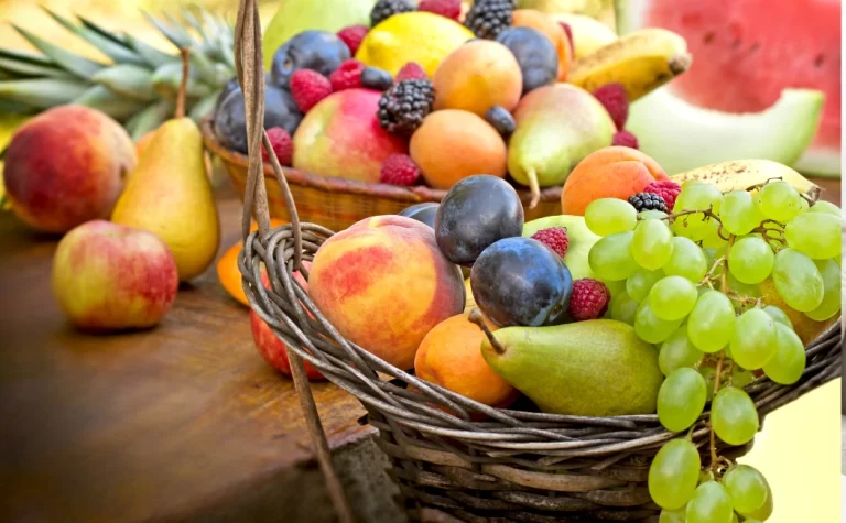 This is why you must eat seasonal fruits regularly