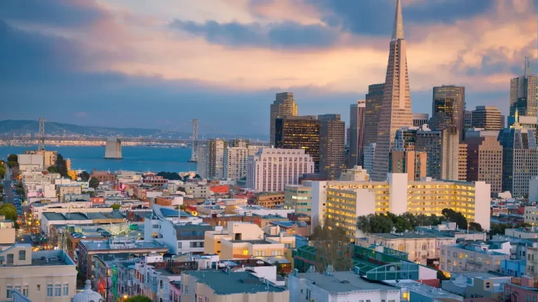 The City by the Bay: Exploring San Francisco's Iconic Landmarks and Hidden Gems