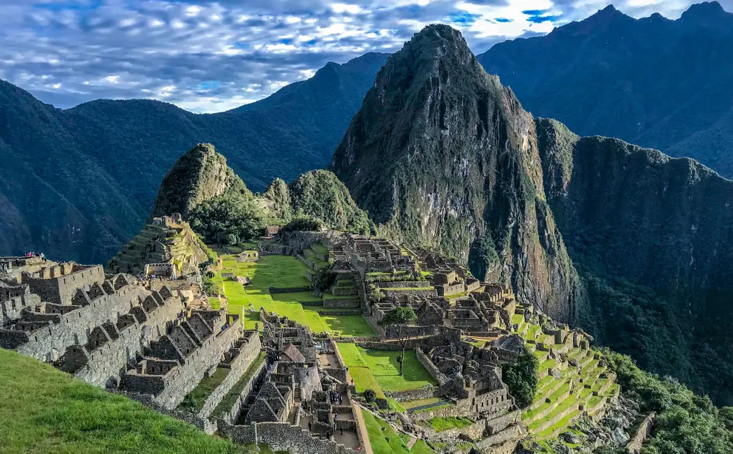 Machu Picchu Peru: Ancient Inca Ruins & Breathtaking Views