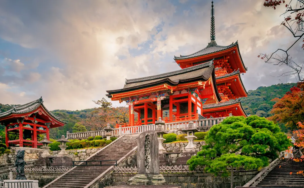 Kyoto's Kiyomizu-dera Temple | History, Architecture, and Tourism