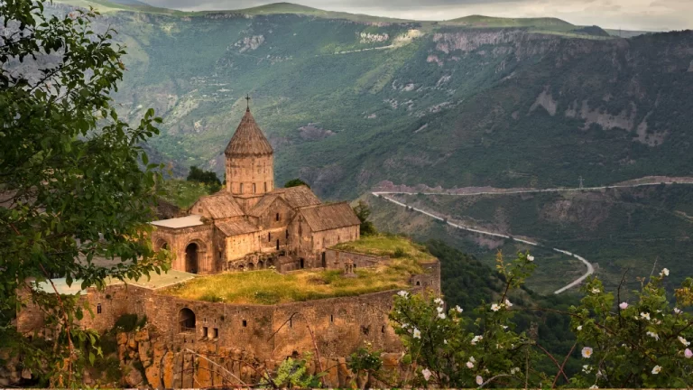 Armenia Unveiled: Your Ultimate Guide to Ancient Wonders and Natural Beauty