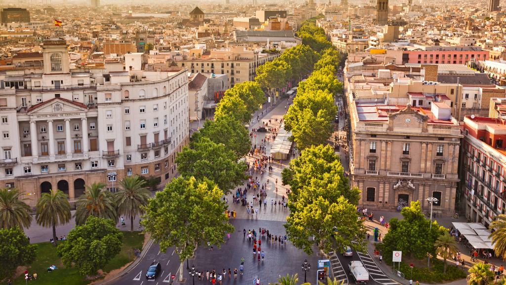 Essential Things to Know Before Traveling to Barcelona: Your Ultimate Guide