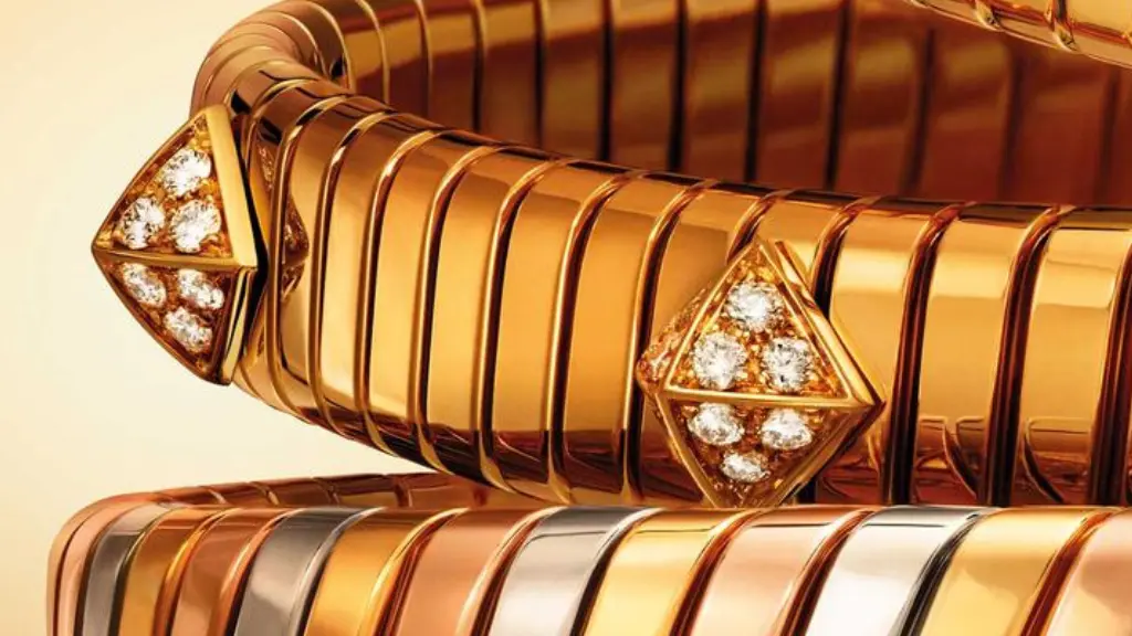 5 Ways Bulgari's Tubogas Redefines Luxury Jewelry for the Modern Era