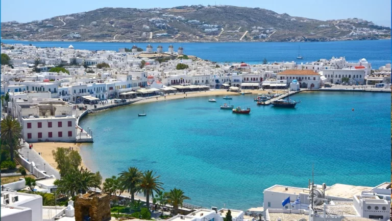 Wanderlust in Mykonos: Your Essential Guide to the Cyclades' Crown Jewel