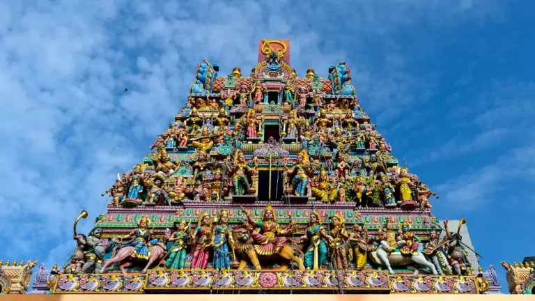 Exploring the Sri Veeramakaliamman Temple: A Spiritual and Cultural Gem