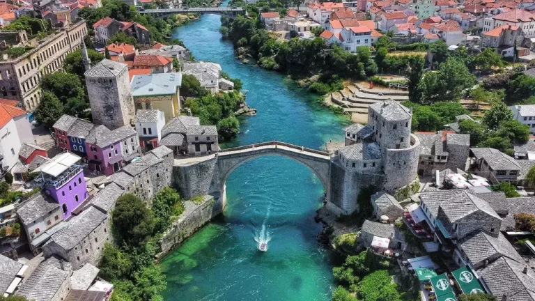 Discovering Mostar’s Stari Most: 7 Reasons to Dive into Its History and Beauty