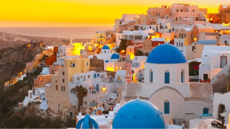 Santorini, Greece Travel Guide: Discover the Gem of the Aegean