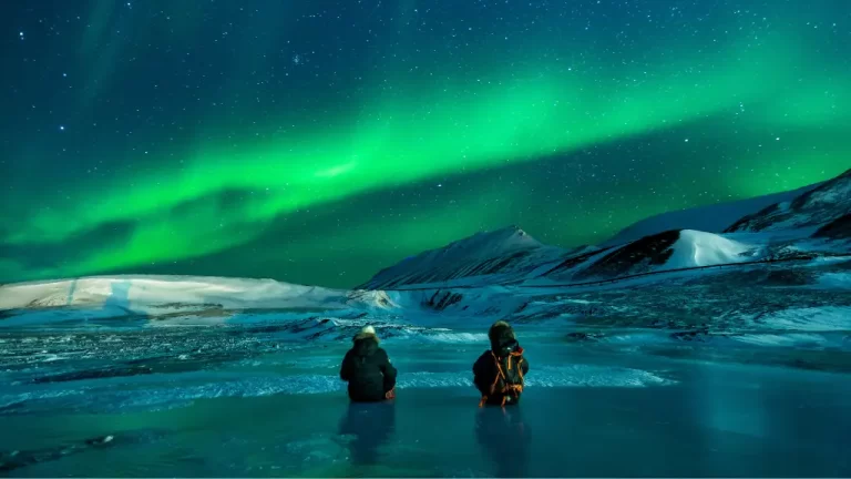 How to Increase Your Chances of Seeing the Northern Lights on a Trip to the Arctic?