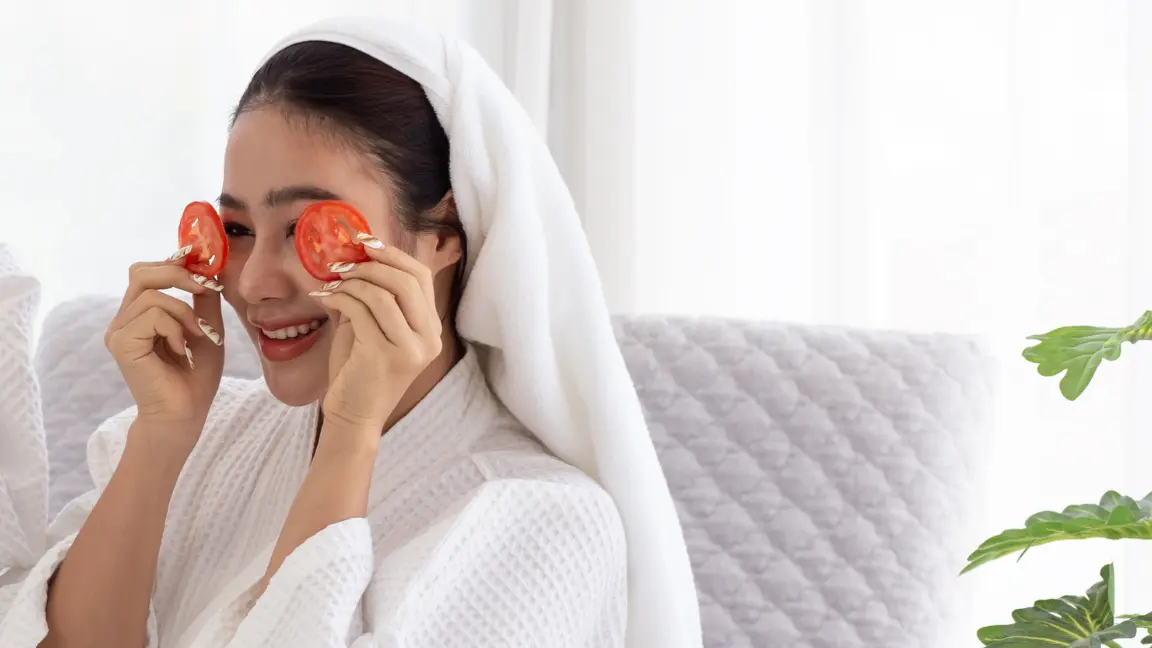 How to Use Tomato in Your Facial Skin Care Routine