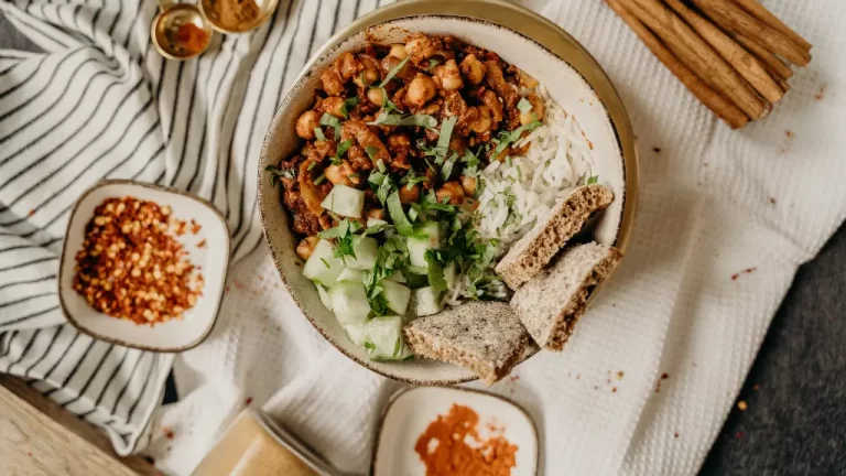 These Vegan Buddha Bowls Will Disrupt Your Lunch Routine