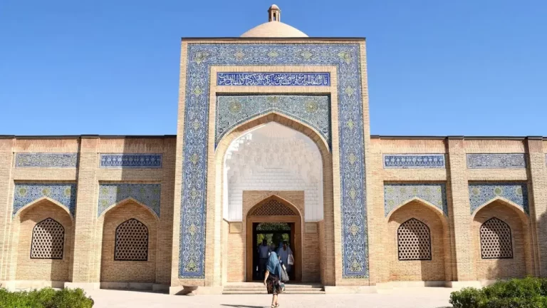 Uncover the Beauty of Central Asia’s Zarafshan-Karakum Corridor