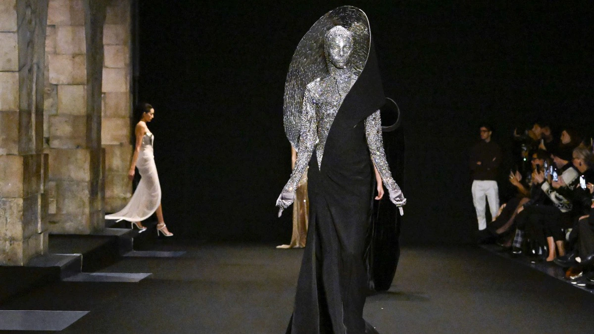 The Stories Behind Paris Haute Couture Week’s Dazzling Showcases